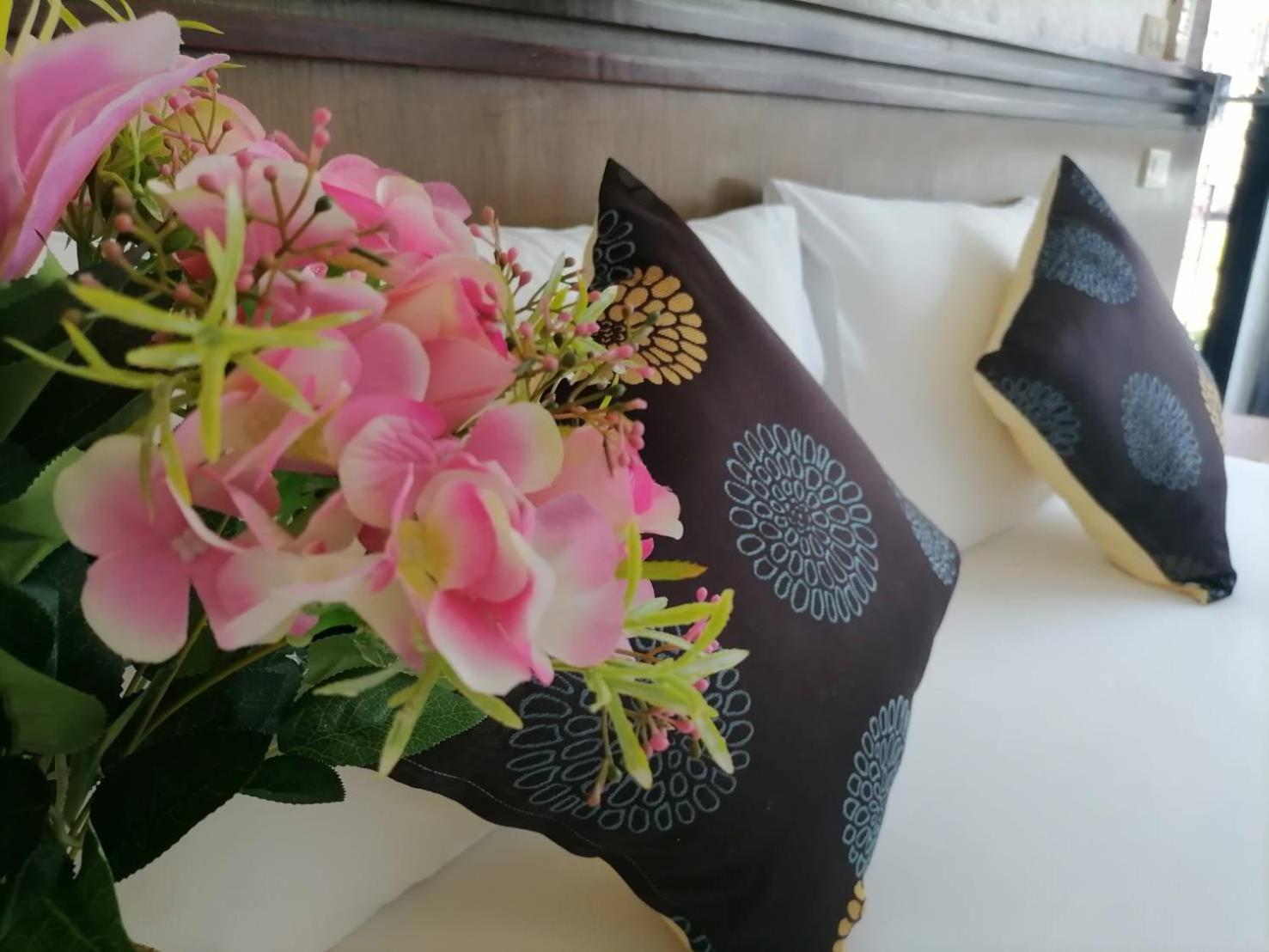 Nj Patong Hotel 外观 照片