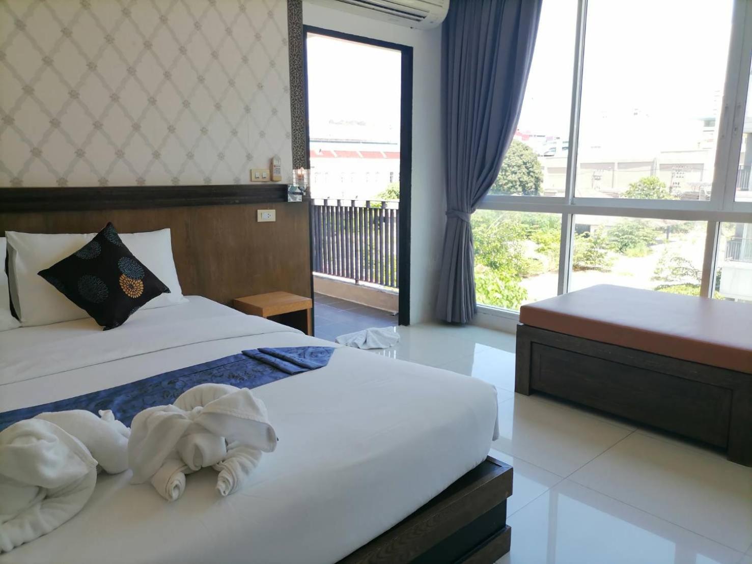 Nj Patong Hotel 外观 照片