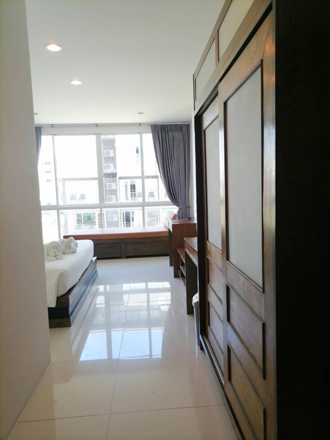Nj Patong Hotel 外观 照片