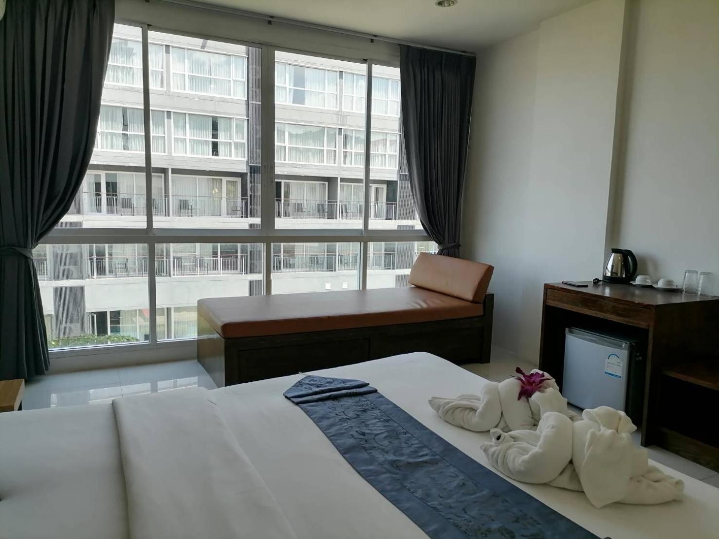 Nj Patong Hotel 外观 照片