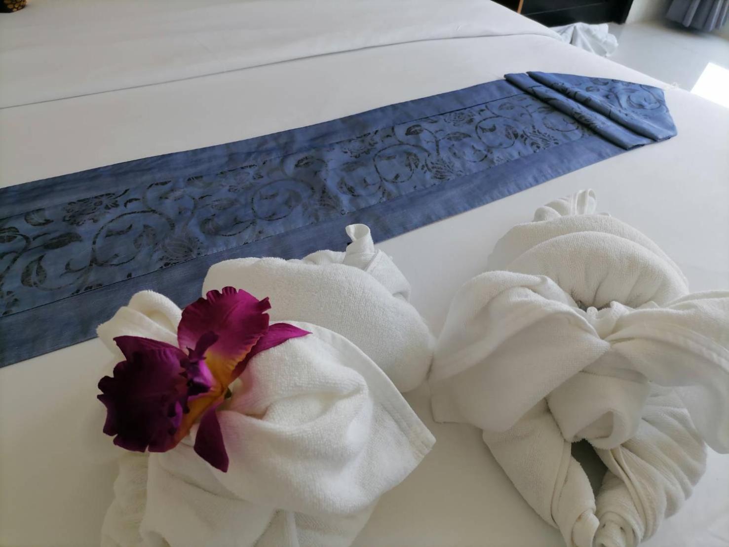 Nj Patong Hotel 外观 照片