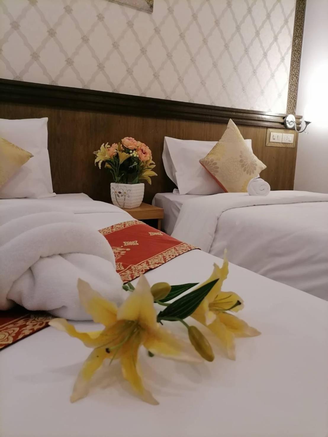 Nj Patong Hotel 外观 照片