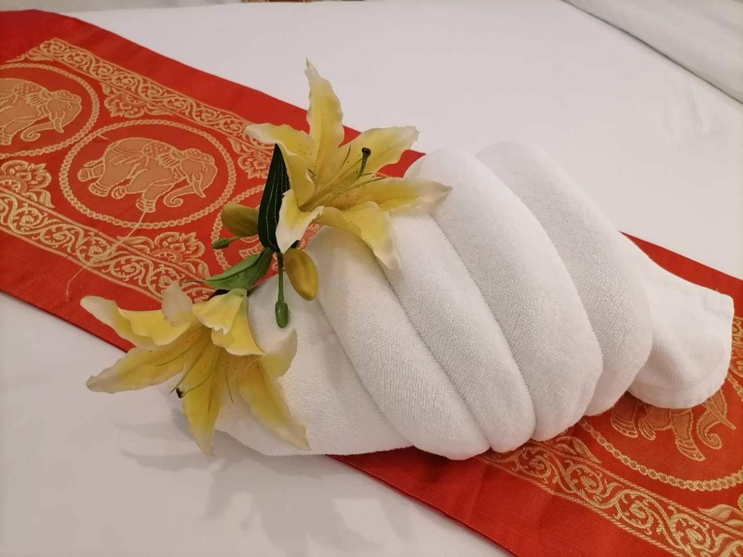 Nj Patong Hotel 外观 照片