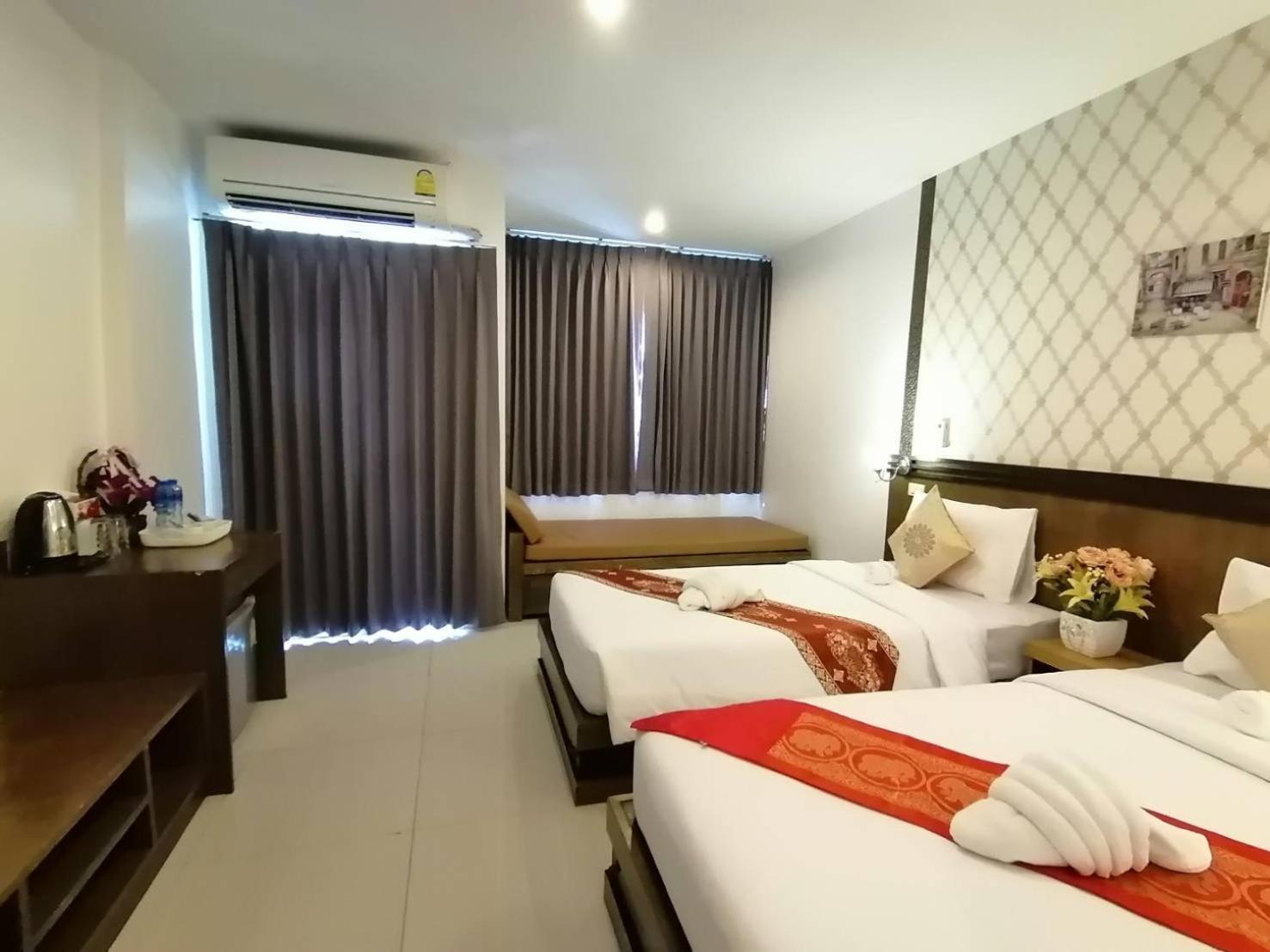 Nj Patong Hotel 外观 照片